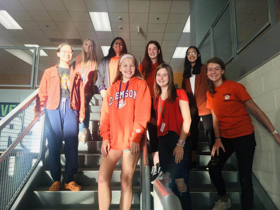 Gators show their support for Unity Day by wearing orange!