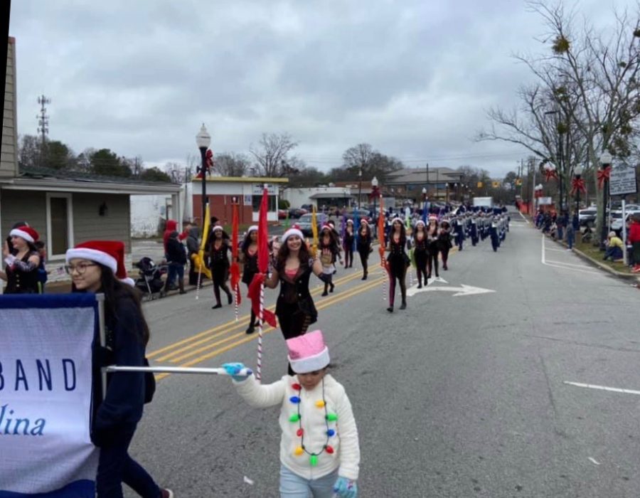 The+Green+Level+Marching+Band+at+the+Cary+Christmas+Parade
