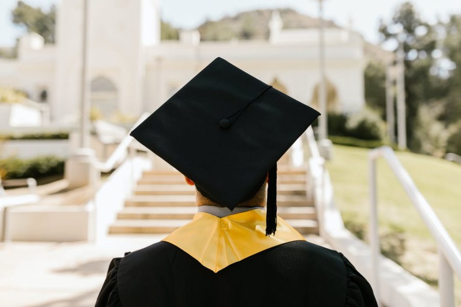 High school isnt like the movies. Image from Pexels.com.