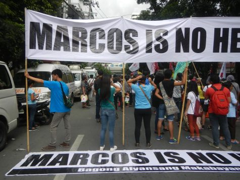 Many have protested against the Marcos families rule after the hardships faced by many Filipinos. Image via. Wikimedia Commons